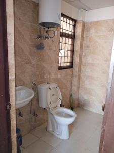 Image of 1050 Sq.ft 2.5 BHK Apartment / Flat for rent in Amrapali Castle, Chi V, Greater Noida for Rs. 26000