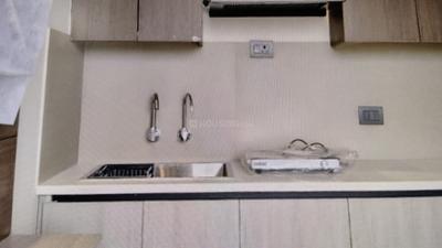Kitchen Image of 400 Sq.ft 1 BHK Builder Floor for rent in DLF Phase 1 Gurgaon for Rs. 45000