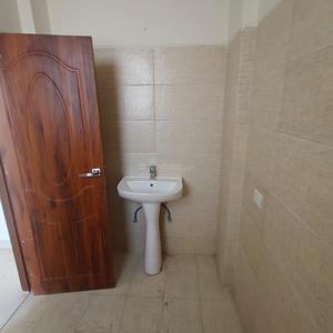 Bathroom Image of 1550 Sq.ft 4 BHK Apartment / Flat for sale in Sector 127 Mohali for Rs. 8290000