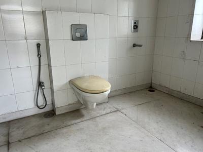 Bathroom Image of 2350 Sq.ft 3 BHK Apartment / Flat for sale in Alipore Kolkata for Rs. 42500000