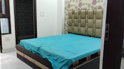 Bedroom Image of 1000 Sq.ft 3 BHK Apartment / Flat for sale in Royal Homes, Sector 7 Gurgaon for Rs. 5500000