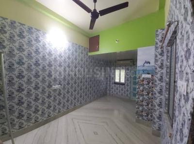 Bedroom Image of 450 Sq.ft 1 BHK Apartment / Flat for rent in Patuli Kolkata for Rs. 10000