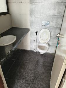 Bathroom Image of 2115 Sq.ft 3 BHK Apartment / Flat for rent in Gala Aria, South Bopal Ahmedabad for Rs. 40000