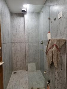 Common Bathroom Image of 1000 Sq.ft 3 BHK Apartment / Flat for sale in Dwarka Mor New Delhi for Rs. 6800000