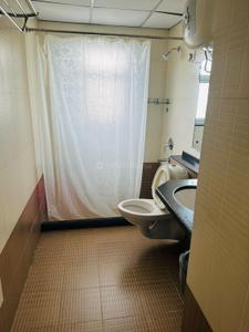 Bathroom Image of 1830 Sq.ft 3 BHK Apartment / Flat for rent in Bestech Park View Residences, Sector 66 Mohali for Rs. 65000