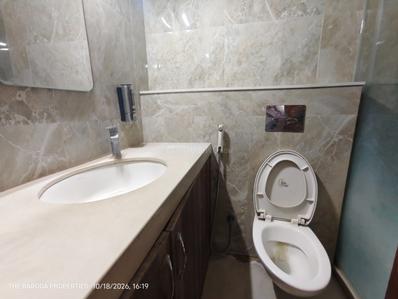 Bathroom Image of 2600 Sq.ft 5 BHK Villa for sale in Darshanam Clublife Phase 1, Undera Vadodara for Rs. 18500000