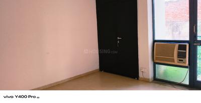 Bedroom Image of 940 Sq.ft 2 BHK Builder Floor for rent in Vatika Independent Floors, Sector 82 Gurgaon for Rs. 25000