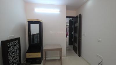 Bedroom Image of 900 Sq.ft 3 BHK Builder Floor for rent in Pitampura New Delhi for Rs. 40000