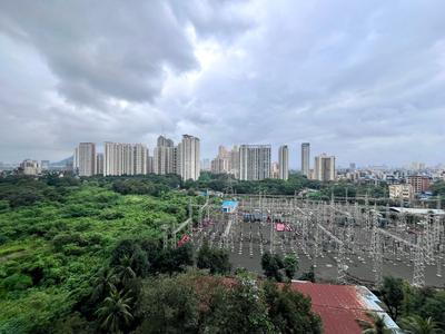 Image of 850 Sq.ft 2 BHK Apartment / Flat for sale in Kalpataru Paramount, Thane West, Thane for Rs. 15499999
