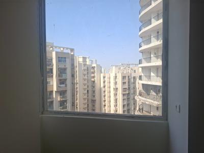 Balcony Image of 1655 Sq.ft 3 BHK Apartment / Flat for sale in Amrapali Heartbeat City IV, Sector 107 Noida for Rs. 18500000