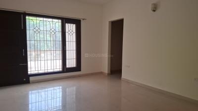 Bedroom Image of 9000 Sq.ft 3.5 BHK Builder Floor for rent in Ansal Esencia, Sector 67 Gurgaon for Rs. 75000