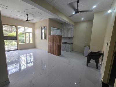 Bedroom Image of 1200 Sq.ft 2 BHK Builder Floor for rent in Omicron III Greater Noida for Rs. 24000