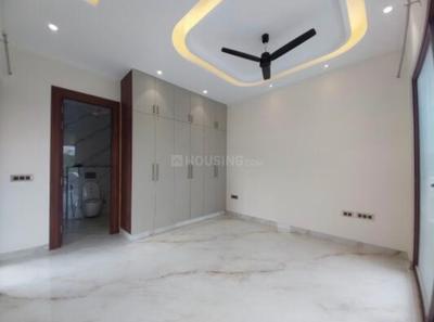 Bedroom Image of 3000 Sq.ft 3 BHK Builder Floor for rent in Sector 72 Noida for Rs. 65000