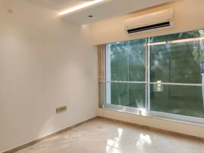Bedroom Image of 1200 Sq.ft 3 BHK Apartment / Flat for sale in Vile Parle West Mumbai for Rs. 60000000