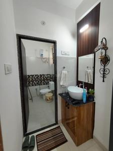 Bathroom Image of 955 Sq.ft 2 BHK Apartment / Flat for sale in Aakar Canal Kinship, Salaiya Bhopal for Rs. 5200000