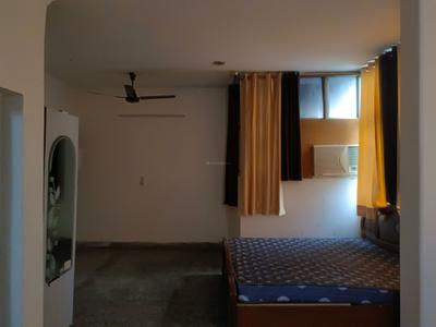 Bedroom Image of 1000 Sq.ft 3 BHK Apartment / Flat for rent in Pitampura New Delhi for Rs. 32000