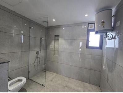 Bathroom Image of 2805 Sq.ft 4 BHK Apartment / Flat for rent in Sector 66 Mohali for Rs. 80000