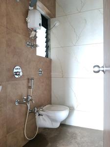 Common Bathroom Image of 770 Sq.ft 1.5 BHK Apartment / Flat for sale in Rosa Gardenia, Kasarvadavali Thane for Rs. 7800000
