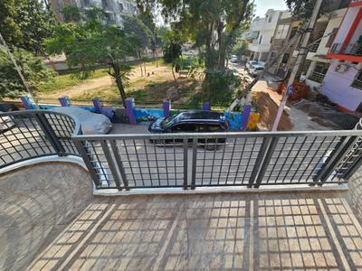 Balcony Image of 1500 Sq.ft 2 BHK Duplex for rent in Lohamandi Agra for Rs. 14000