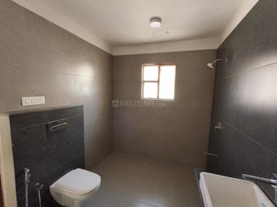 Bathroom Image of 4212 Sq.ft 4 BHK Independent House for rent in Swarnim Vatika, Adalaj Gandhinagar for Rs. 49000