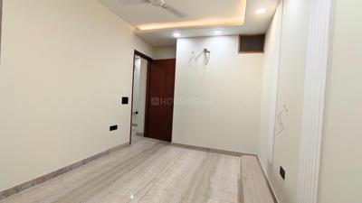 Bedroom Image of 1350 Sq.ft 3 BHK Builder Floor for sale in Kalyan Vihar New Delhi for Rs. 23500000
