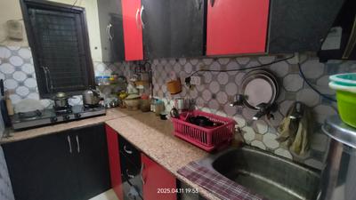 Kitchen Image of 455 Sq.ft 1 BHK Apartment / Flat for sale in Dwarka Mor New Delhi for Rs. 2300000