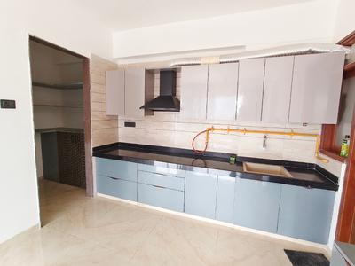 Kitchen Image of 2550 Sq.ft 3 BHK Apartment / Flat for rent in Radhe Infinity, Kudasan Gandhinagar for Rs. 32000