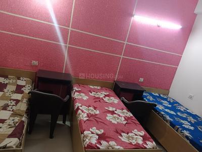 Bedroom Image of Raj Homes Pg in Sector 62, Noida