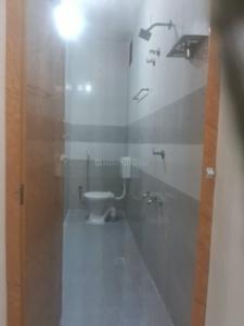 Bathroom Image of 600 Sq.ft 1 BHK Builder Floor for rent in Kochadai Madurai for Rs. 13000