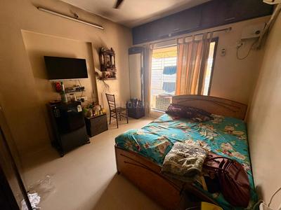 Bedroom Image of 675 Sq.ft 2 BHK Apartment / Flat for sale in Parshvanath Hansraj Heights, Thane West Thane for Rs. 15000000