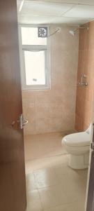 Bathroom Image of 2124 Sq.ft 3 BHK Apartment / Flat for sale in Amrapali Heartbeat City IV, Sector 107 Noida for Rs. 22300000
