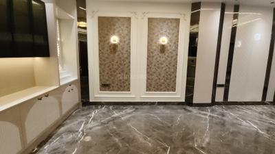 Living Room Image of 2200 Sq.ft 4 BHK Builder Floor for sale in Kaushambi Ghaziabad for Rs. 32500000