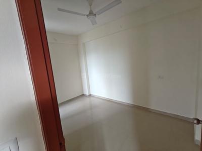 Bedroom Image of 1000 Sq.ft 3 BHK Apartment / Flat for rent in Enerrgia Skyi Manas Lake, Bhukum Pune for Rs. 25000