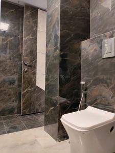Bathroom Image of 1000 Sq.ft 2 BHK Builder Floor for rent in Sector 57 Gurgaon for Rs. 60000