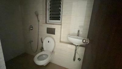 Image of 825 Sq.ft 2.5 BHK Apartment / Flat for sale in Hubtown Rising City, Ghatkopar East, Mumbai for Rs. 20000000