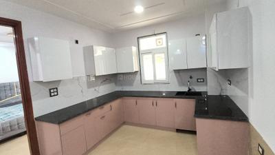 Kitchen Image of 1500 Sq.ft 3 BHK Apartment / Flat for sale in Vasant Kunj New Delhi for Rs. 16000000