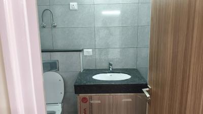 Image of 1244 Sq.ft 3 BHK Apartment / Flat for rent in Godrej Windsor At Godrej Golf Links, Jaypee Greens, Greater Noida for Rs. 55000