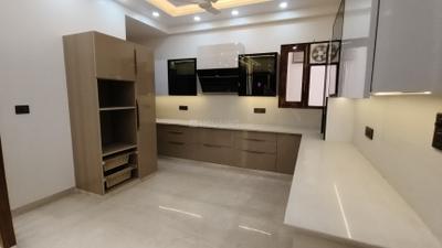 Kitchen Image of 2700 Sq.ft 4 BHK Builder Floor for sale in Vaishali Ghaziabad for Rs. 29200000