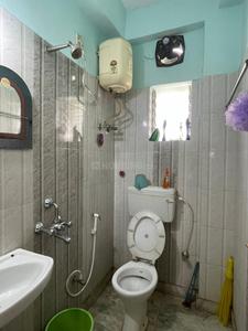 Bathroom Image of 949 Sq.ft 3 BHK Apartment / Flat for sale in Haltu Kolkata for Rs. 4900000