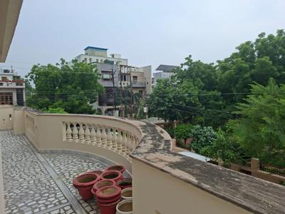 Balcony Image of 2100 Sq.ft 3 BHK Independent House for sale in Aliganj Lucknow for Rs. 30000000