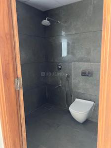Bathroom Image of 3480 Sq.ft 4 BHK Apartment / Flat for sale in Thaltej Ahmedabad for Rs. 27800000