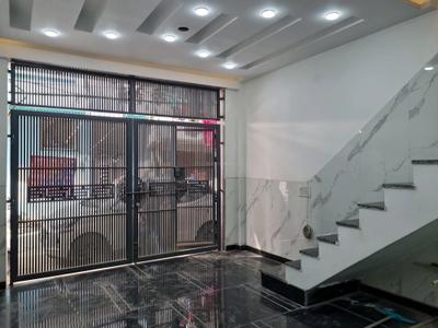 Car Garage Image of 1530 Sq.ft 3 BHK Independent House for sale in Dwarka Mor New Delhi for Rs. 16000001