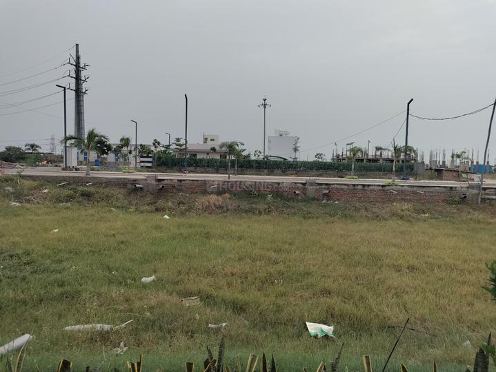 Skywhales Vienna Greens Main Image 1