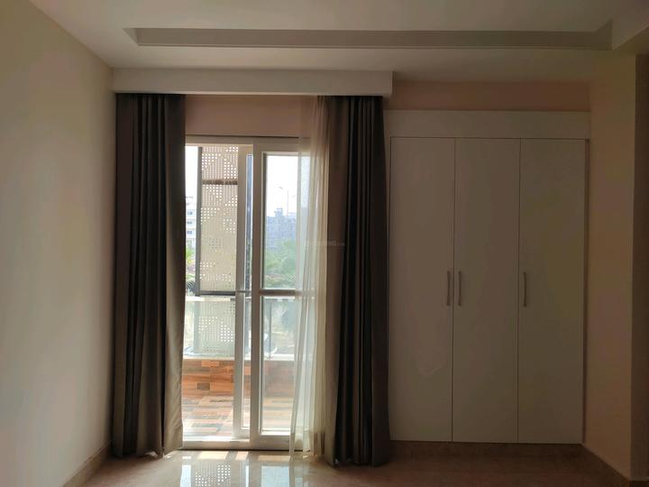 DLF Phase 3 Bedroom 1