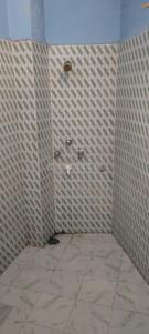 Bathroom Image of 600 Sq.ft 2 BHK Builder Floor for rent in Paidleganj Gorakhpur for Rs. 10000