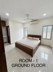 Bedroom Image of 1500 Sq.ft 4 BHK Independent House for rent in Mowa Raipur for Rs. 45000