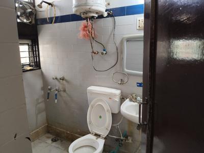 Image of 1600 Sq.ft 3 BHK Apartment / Flat for rent in Mahalaxmi Apartment, Sector 2 Dwarka, New Delhi for Rs. 40000