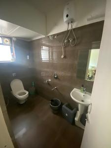 Bathroom Image of 1600 Sq.ft 3 BHK Apartment / Flat for sale in Koregaon Park Pune for Rs. 21000000