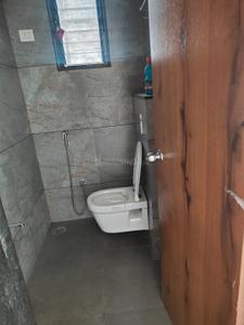 Bathroom Image of 1100 Sq.ft 2 BHK Apartment / Flat for rent in Kalpataru Nagar Nashik for Rs. 17000
