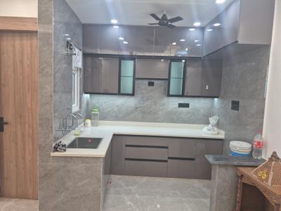 Kitchen Image of 900 Sq.ft 1.5 BHK Builder Floor for rent in Vaishali Ghaziabad for Rs. 20000